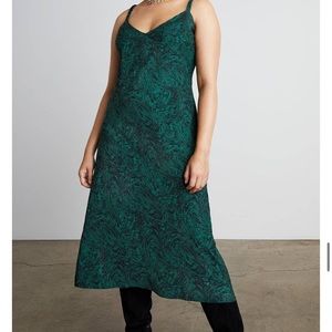 Who What Wear | Freya Scrunch Strap Dress